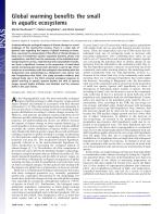 Global warming benefits the small in aquatic ecosystems
